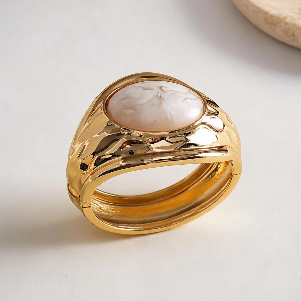 European and American pleated pattern resin oval bracelet retro medium and ancient style bracelet niche design sense jewelry women