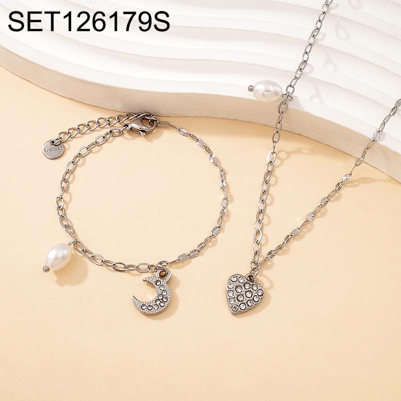 Gold-Plated Zircon Heart Necklace & Bracelet Set with Pearl Moon Pendant – Versatile, High-End Women's Accessories