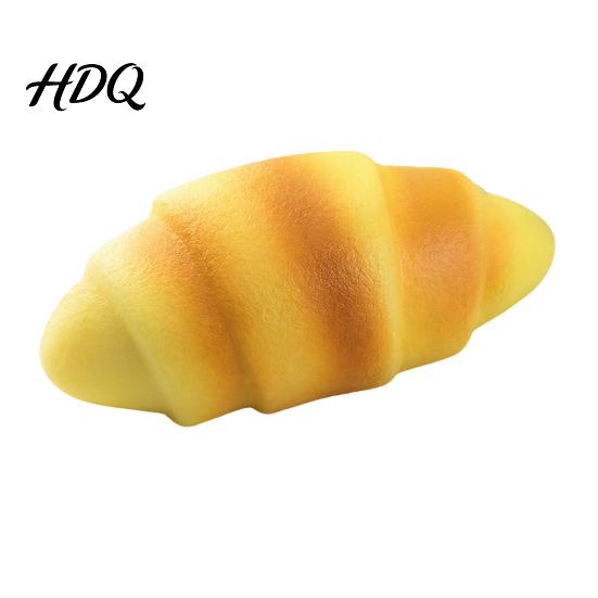Kids Stress Ball Relief Croissant Squeeze Toy, Simulated Bread Sensory Fidget TPR Home Office Worker Relaxation Desk Toy