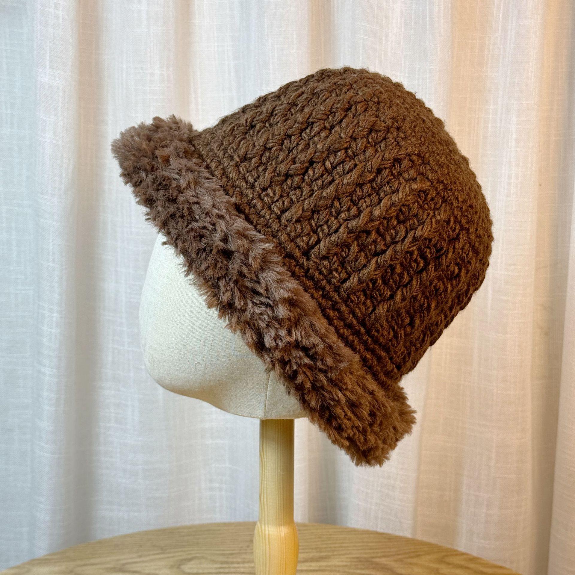 

Осень и Зима Универсальная Шапка-бини рыбака, подчеркивающая маленькое лицо, без макияжа и универсальная шляпа-ведро с плюшевой отделкой, корейская версия, трендовая one size