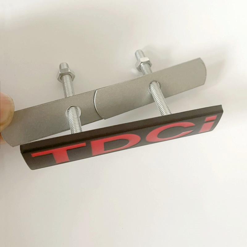 DTNS3 3D Metal Red Black TDCI Logo Emblem Car Front Grill Badge For Ford Fiesta Kuga Mondeo MK3 Focus MK2 TDCI Sticker Accessories