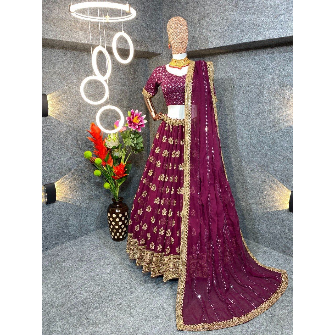 

Новая привлекательная и красивая вечеринка и традиционная одежда Silk Lehenga choli