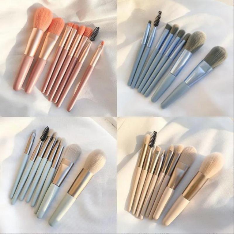 Yumoyuan 8-Piece Mini Makeup Brush Set: Portable, Soft Foundation & Eye Shadow Brushes