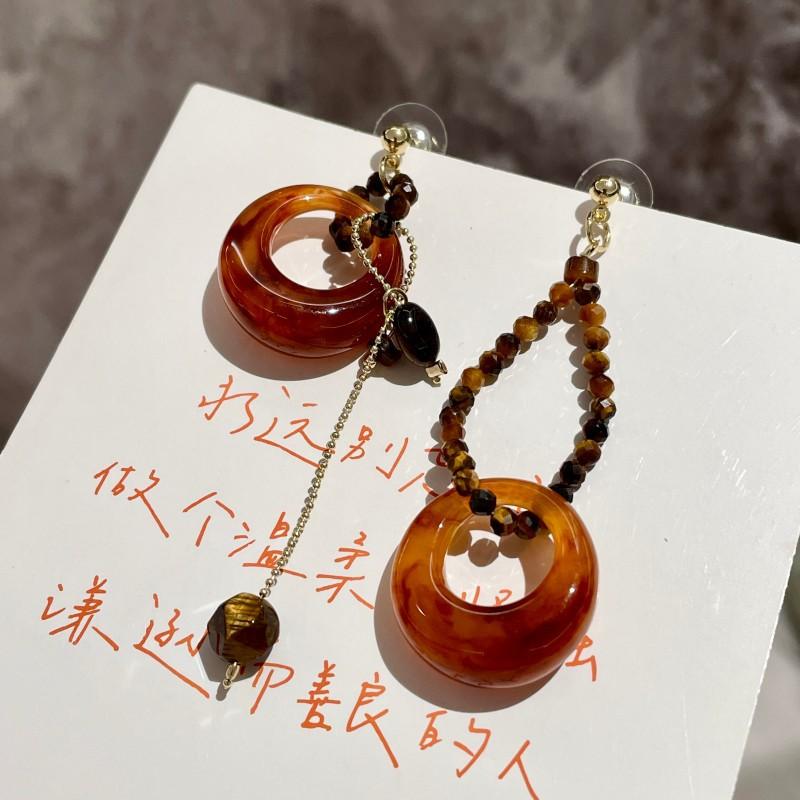 Natural tiger's eye stone series stud earrings for women Maillard exquisite retro earrings niche light luxury high-end temperament earrings