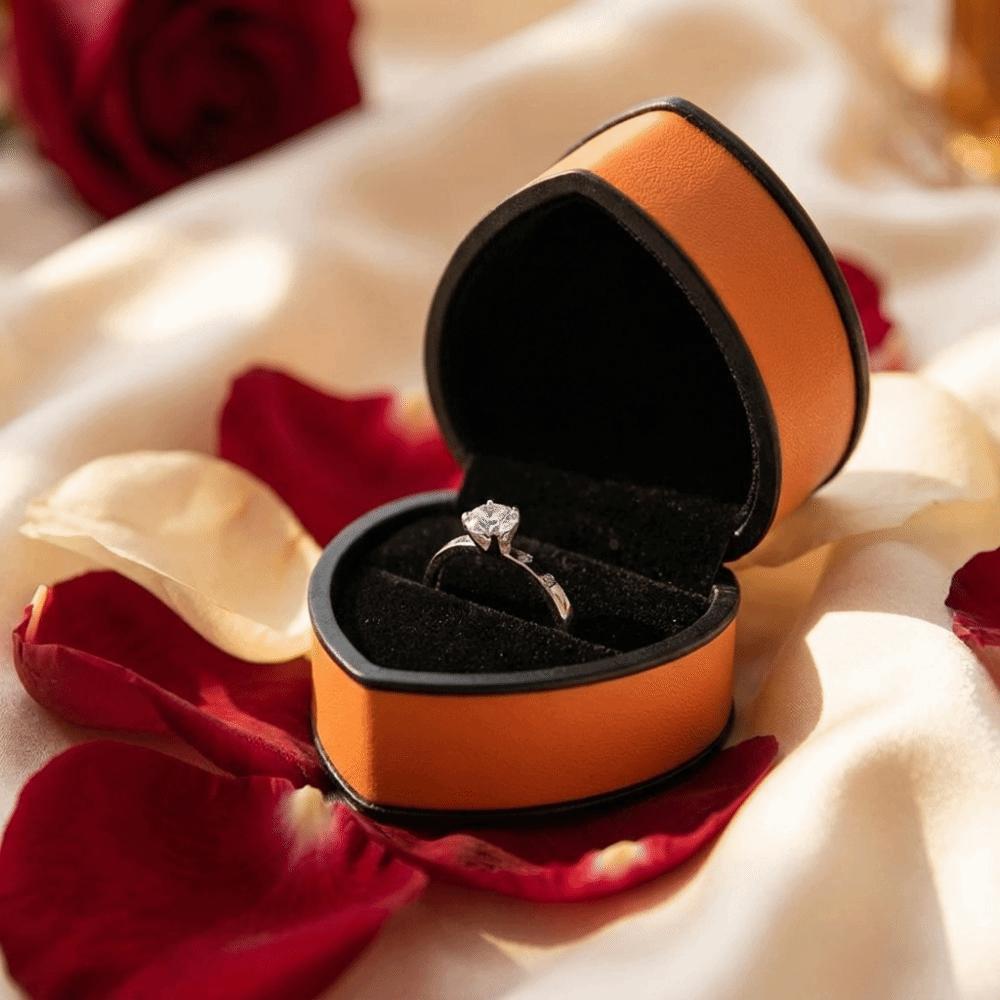 Solid-color Surface Jewelry Box Heart-shaped PU Leather Box Gift Packaging Box  Holiday Presents