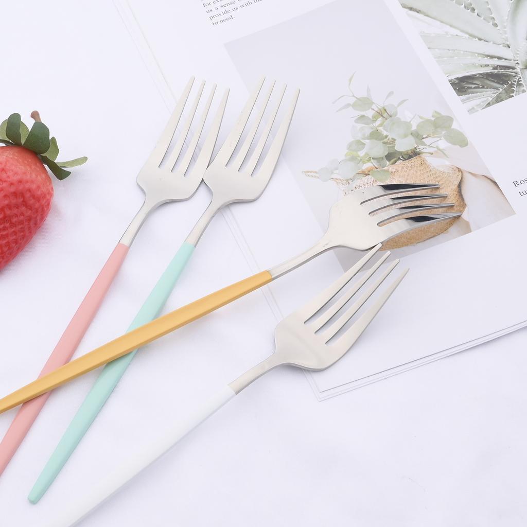 24Pcs Cute Colorful Cutlery Set Mirror Dinnenrware Set Stainless Steel Family Flatware Dinner Knife Fork Spoon Home Best Gift Festival Party