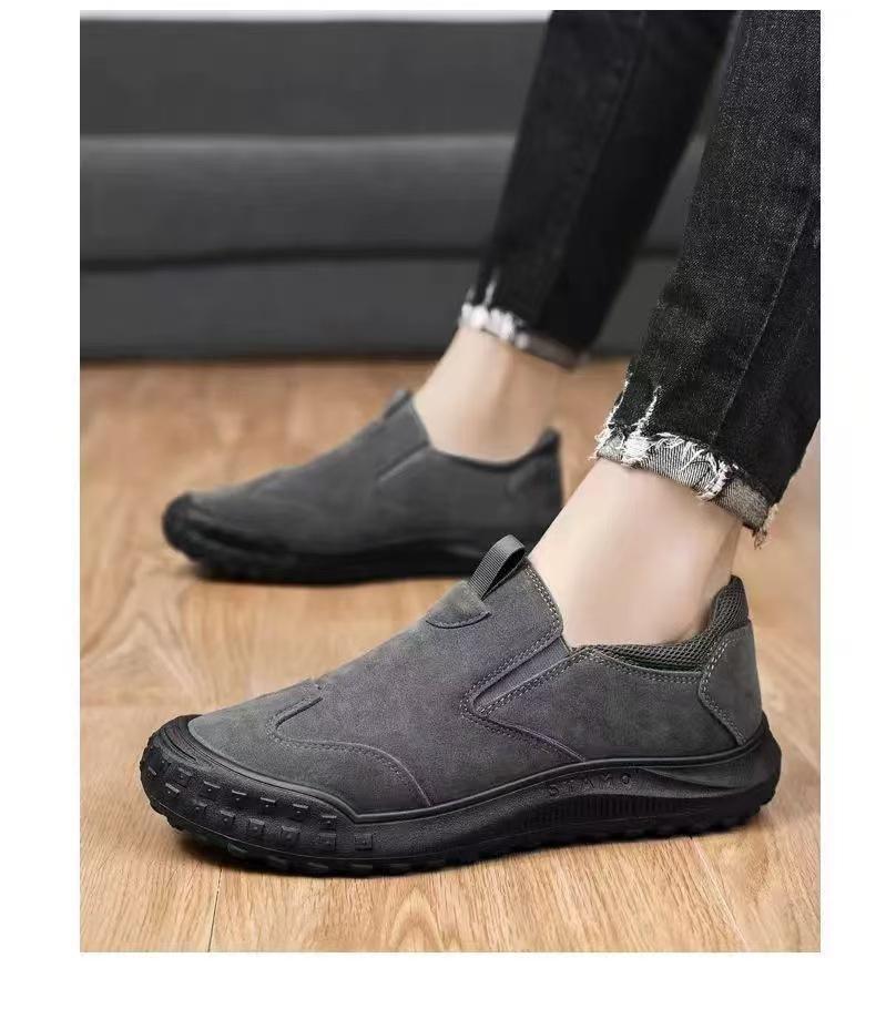 

Men s shoes spring and autumn new mountaineering leisure sports one-pedal leather shoes inner height increase versatile trendy shoes 39 сірий колір