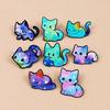 Gradient Cartoon Kitten Brooch: Cute Alloy Badge for Backpack & Clothing Decoration.