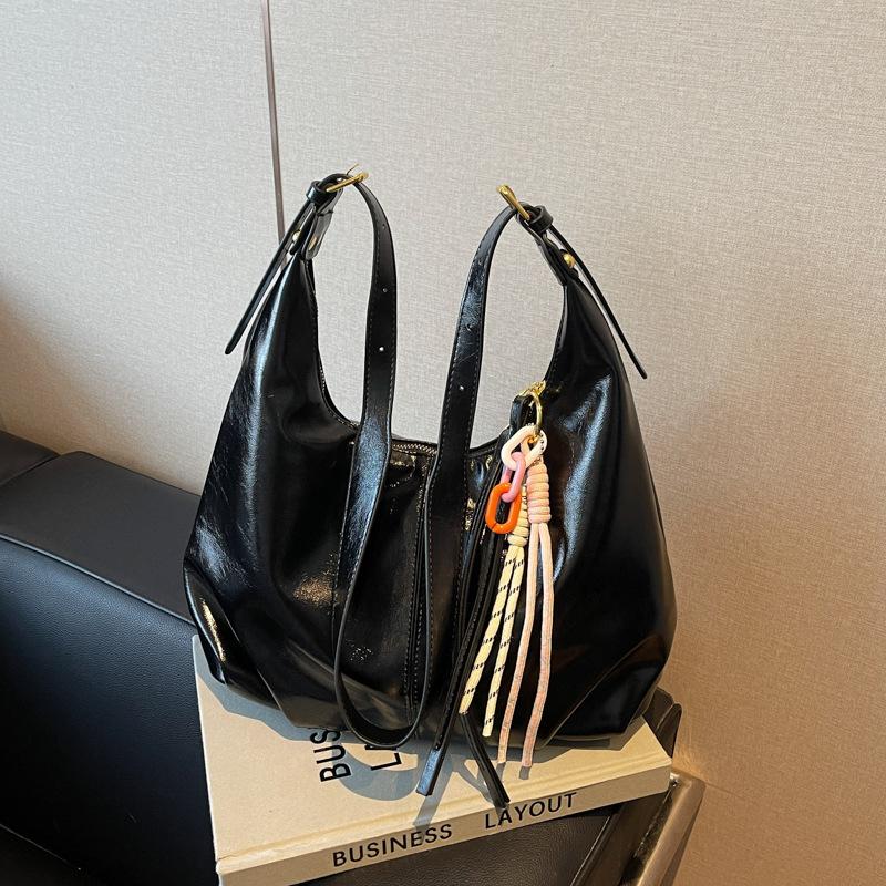 Casual large-capacity bag women's new spring and summer versatile messenger bag college student tote bag