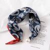 Lightweight Pearl Decoration Scarf Polyester Silk Scarf Luxury Magnetic Buckle Scarf  Daily Wearing
