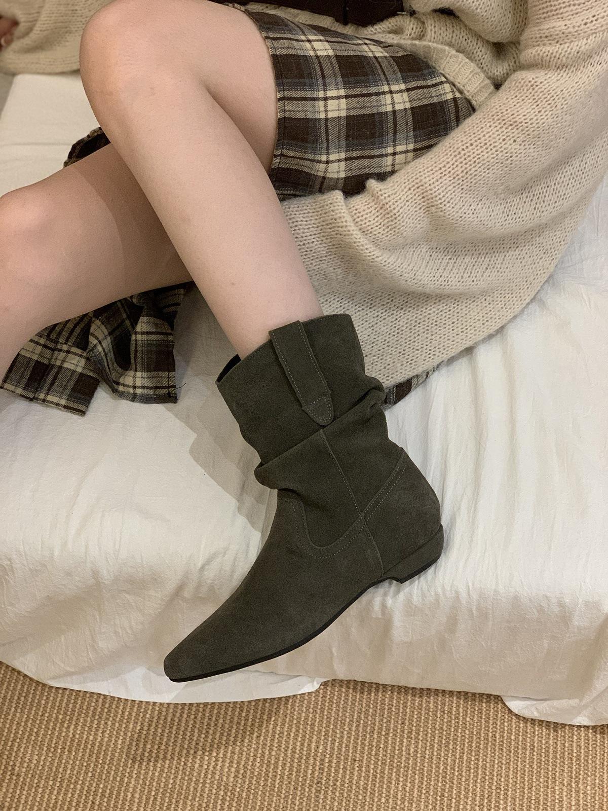 Vintage Low Heel Pointed Western Cowboy Pile Boots Women s Martin Boots Skinny Boots 35