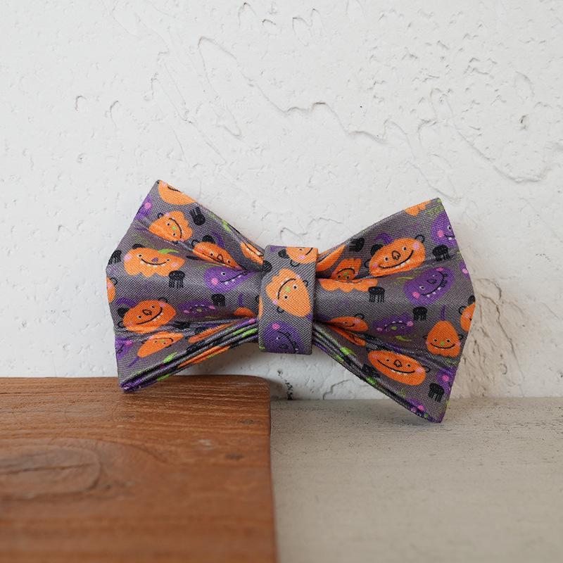 MUTTCO Double Layer Soft Cat Collar with Bell - Pumpkin Elf Design (UCC-211B)