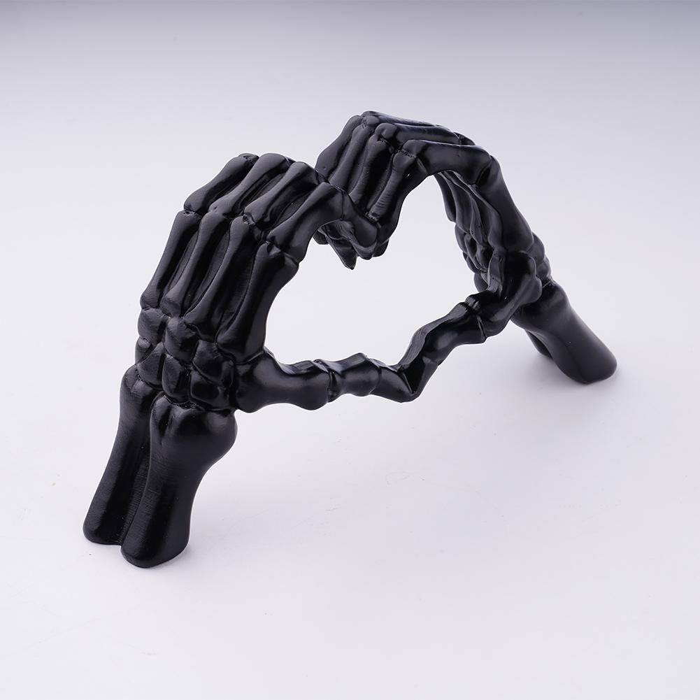 Heart Shaped Realistic Skeleton Hands Hand Bone Halloween Decoration  Love Skeleton Decoration Resin Terror Halloween Ornament