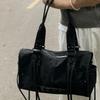 Bolsa de Mão Retrô para Motocicleta Estilosa com Franjas Bolsa Almofada Macia Grande Capacidade Bolsa de Ombro Designer de Nicho Bolsa de Axila