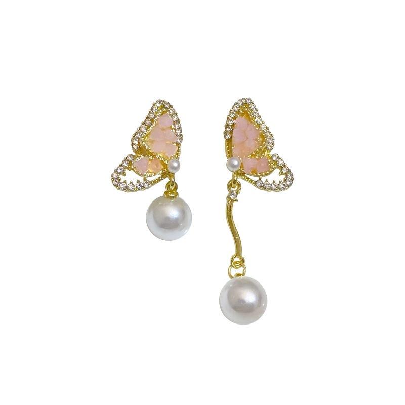 Korean temperament gentle asymmetrical crystal butterfly earrings, new trendy light luxury niche design pearl stud earrings women