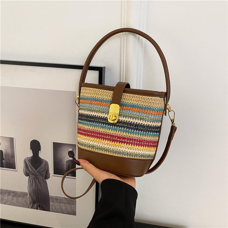Good quality new splicing straw woven bag women's fashion shoulder crossbody woven bag