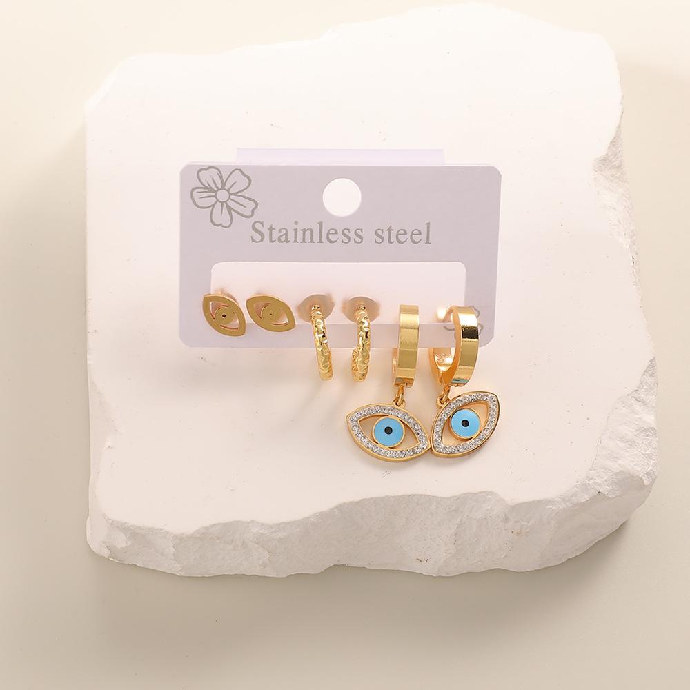 Love five-pointed star earrings, exaggerated large earrings, high-end stainless steel large earrings, gold-plated and non-fading round earrings.
