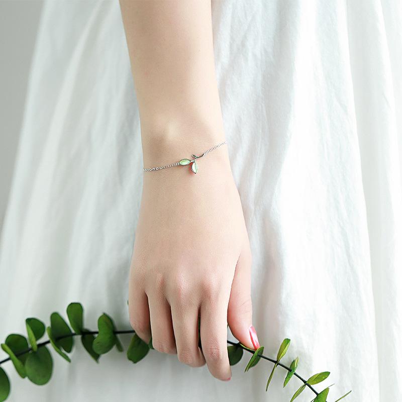 Small Fresh Leaf Bracelet Women'S Day Simple Opal Young Leaves Personalized Jewelry Mori Student Girlfriend Gift