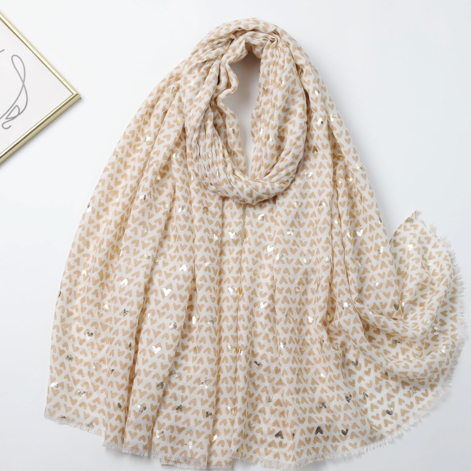 

Bronzing Fingertips Peach Heart Satin Cotton Printed Long Towel Factory Sales Travel Vacation Sunscreen Shawl червоний