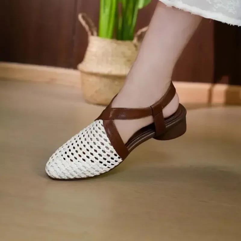 

Мода 2025 Новая женская обувь Слипоны Женские туфли на высоком каблуке Модная цветовая гамма Платье Ажурные Универсальные Нескользящие Босоножки с закрытым носком 40 покинуть белый