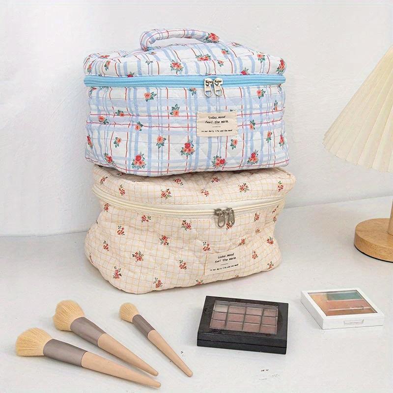 Fresh and Lovely Makeup Bag Garden Style Cotton Large Capacity Portable Storage Bag Toiletry Bag Woman