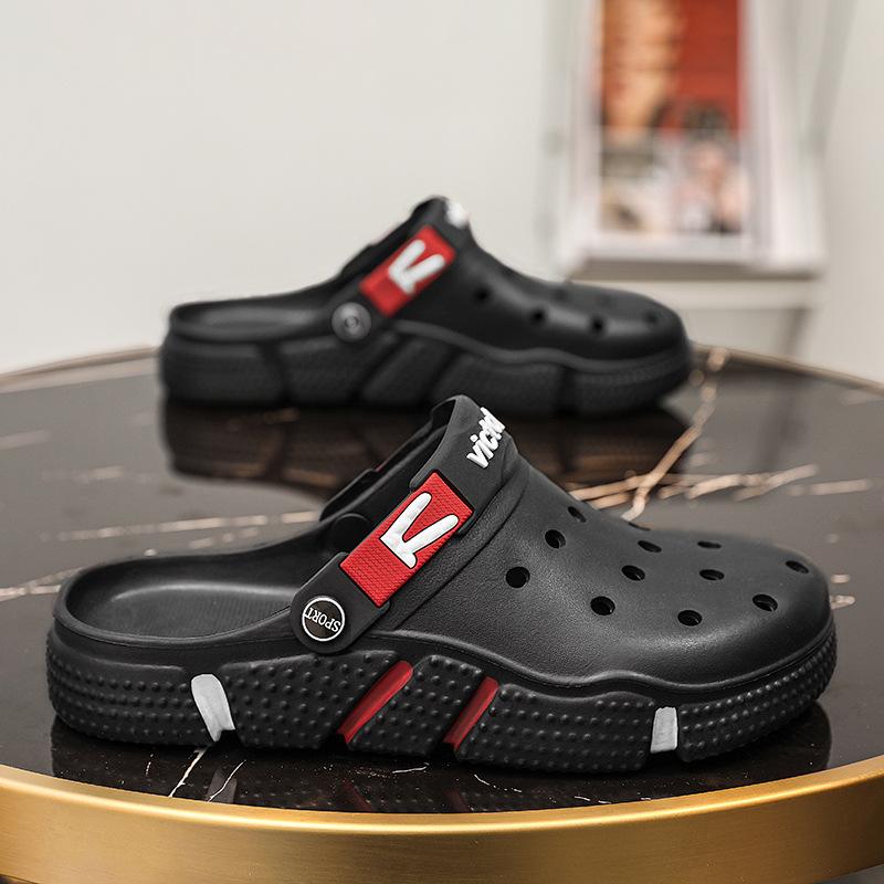 Große Größe neue Lochschuhe Herren Gartenschuhe weiche Sohle hohler Zehenbereich Schlepp-Freizeitsandalen tragen Strand Herren