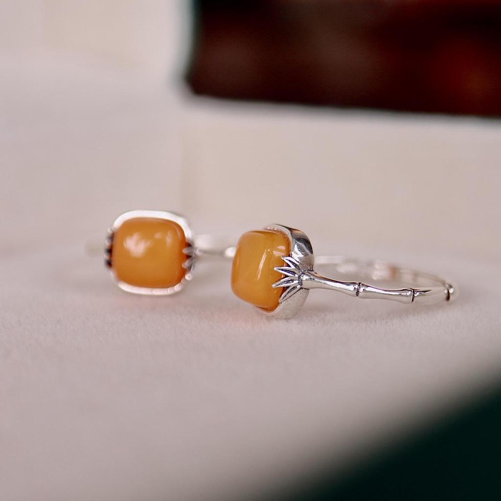 Exquisite S925 Sterling Silver Old Amber Wax Bread Block Ring Stud Earrings