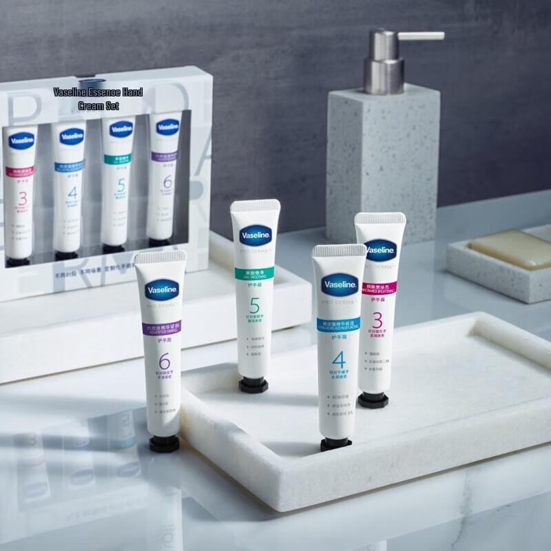 Vaseline Smooth Skin Shower Gel & Hyaluronic Acid Hand Cream Set