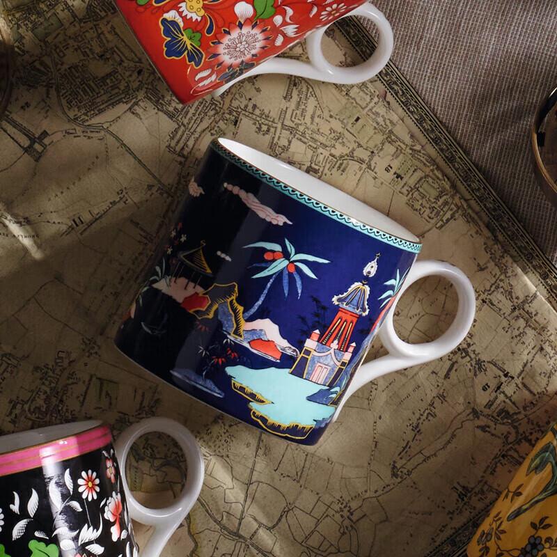 Wedgwood Roaming Beauty Blue Tower Story Mug