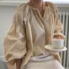 Korean chic retro foreign style small v-neck lantern sleeve loose shirt women's design sense niche top