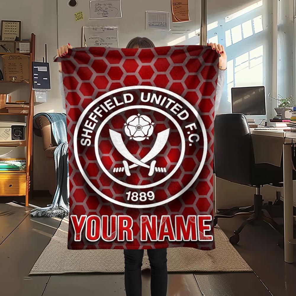 1PC Custom Name Sheffield United FC Patterned Flannel Blanket Suitable For All Seasons for Home Decor Warmth and Comfort Gifts Holiday Present