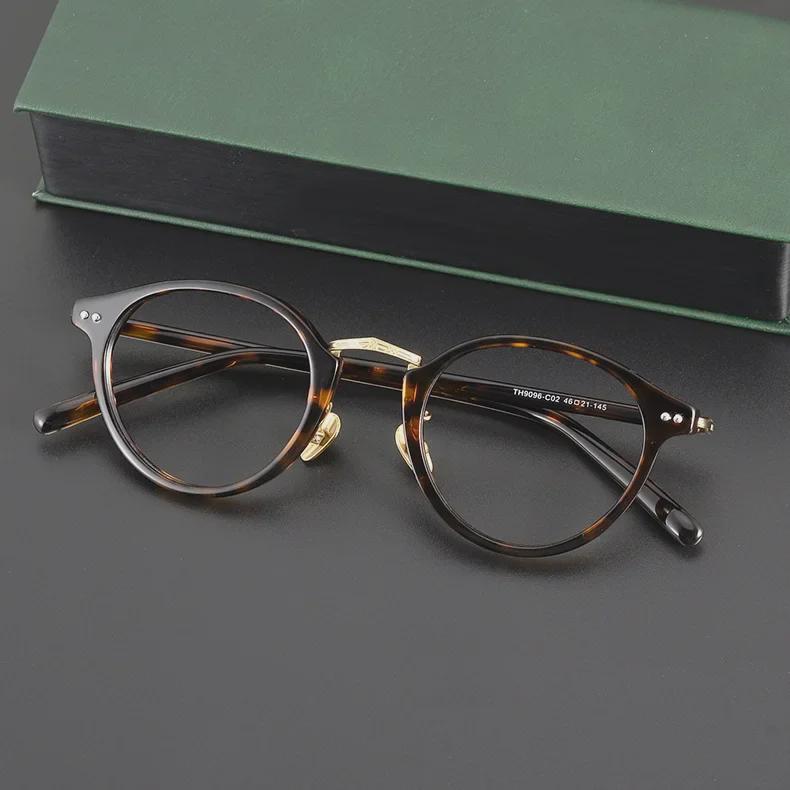 Luxurious Japanese Handmade Gold-Titanium Round Literary Style Glasses Frame for Trendy Men and Women.