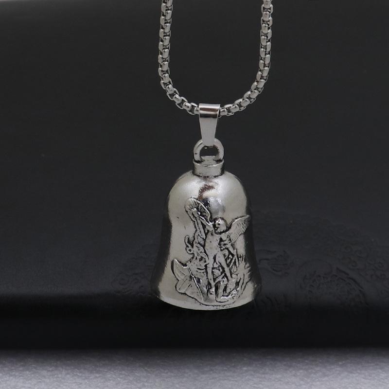 Retro Metal Jewelry Keychain with Bell Pendant - Car and Bag Decoration