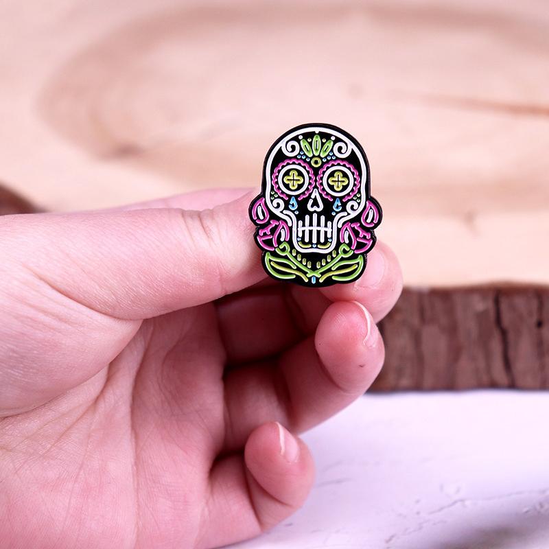 Broche Squelette Néon Coloré Halloween Mort-Vivant Épinglette Boucle Insigne Accessoire de Fête