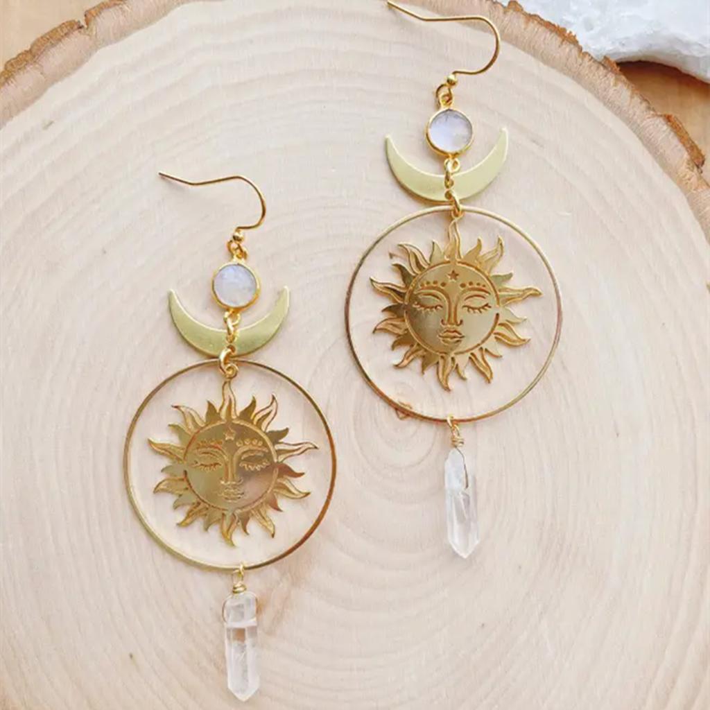 1 Pair Elegant Celestial Sun And Moon Drop Earrings With Artificial Crystal Fashion Jewelry For Women Match Daily Outfits Party Accessories.