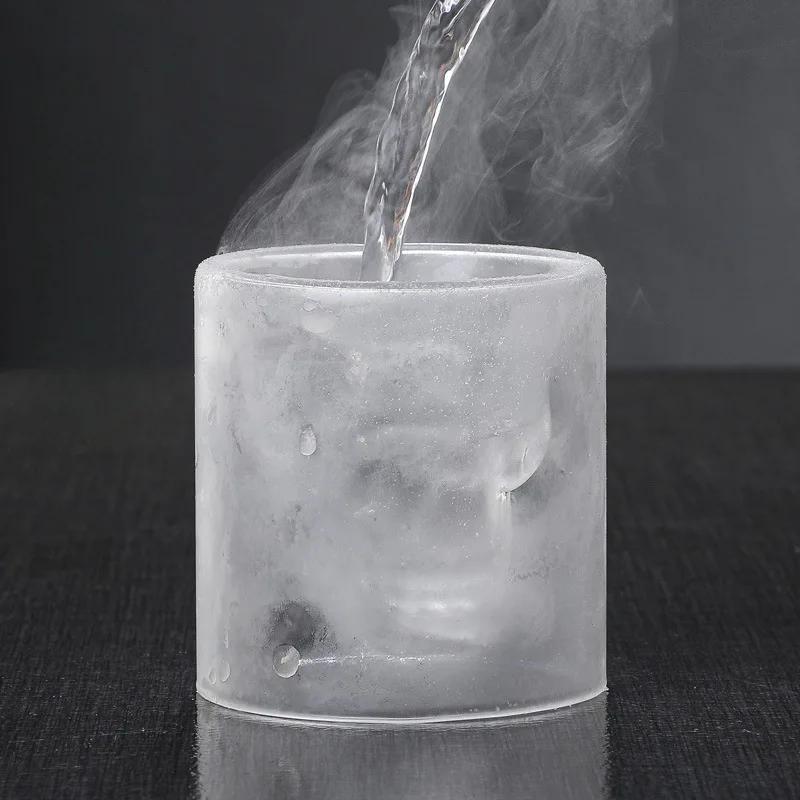 Simple and creative skull - shaped wine glass water glass crystal skull beer glass double - layer high - borosilicate glass