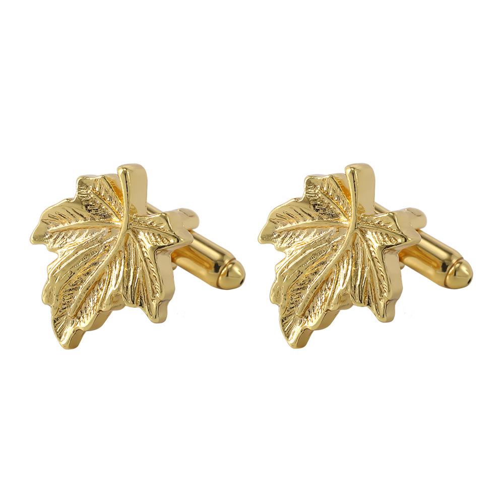Retro Exaggerated Maple Leaf Fashion
