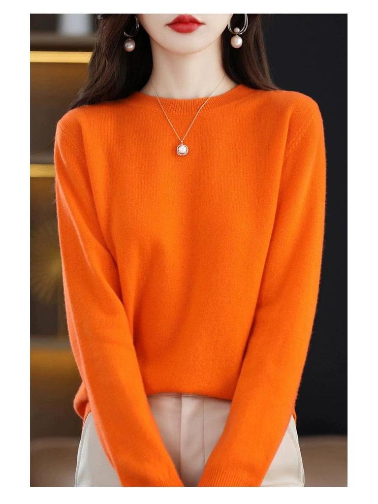 Trendy Women's Wool Sweater: Loose-Fit, Round Neck, Perfect for Autumn & Winter