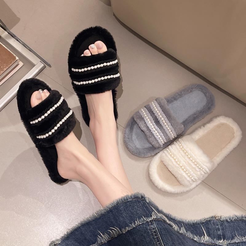 Fashion 2025 New Home Slippers Women's Rubber Flip Flops Luxury Slides Flock String Bead Shoes Low Platform Designer Cotton Slippers