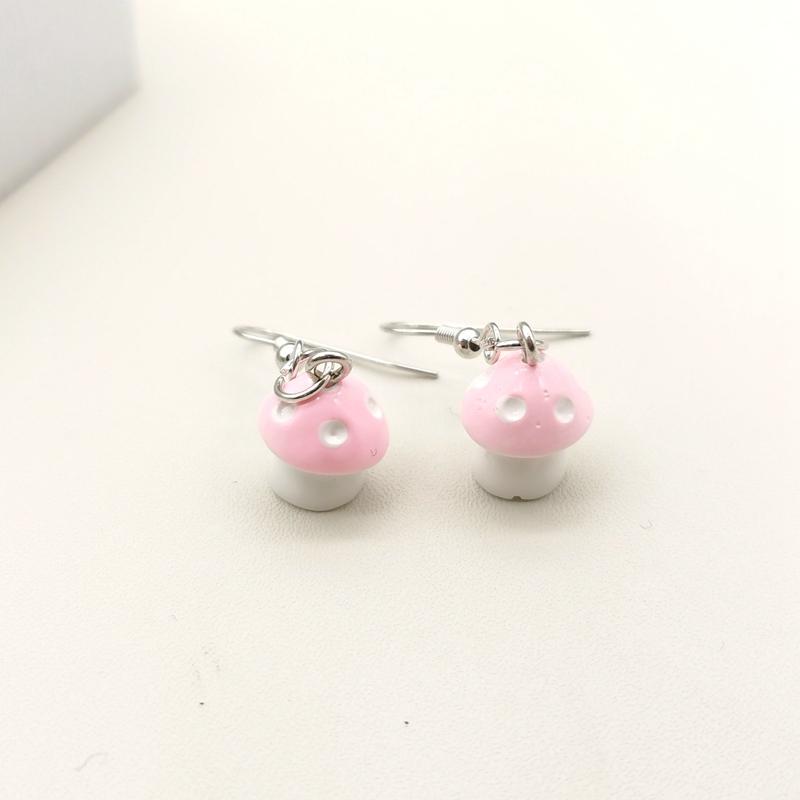 Small Mushroom Shaped Dangle Earrings Cartoons Cute 8 Colors Handmade Drop Earrings For Women Girls Jewelry Lovely Funny Gifts