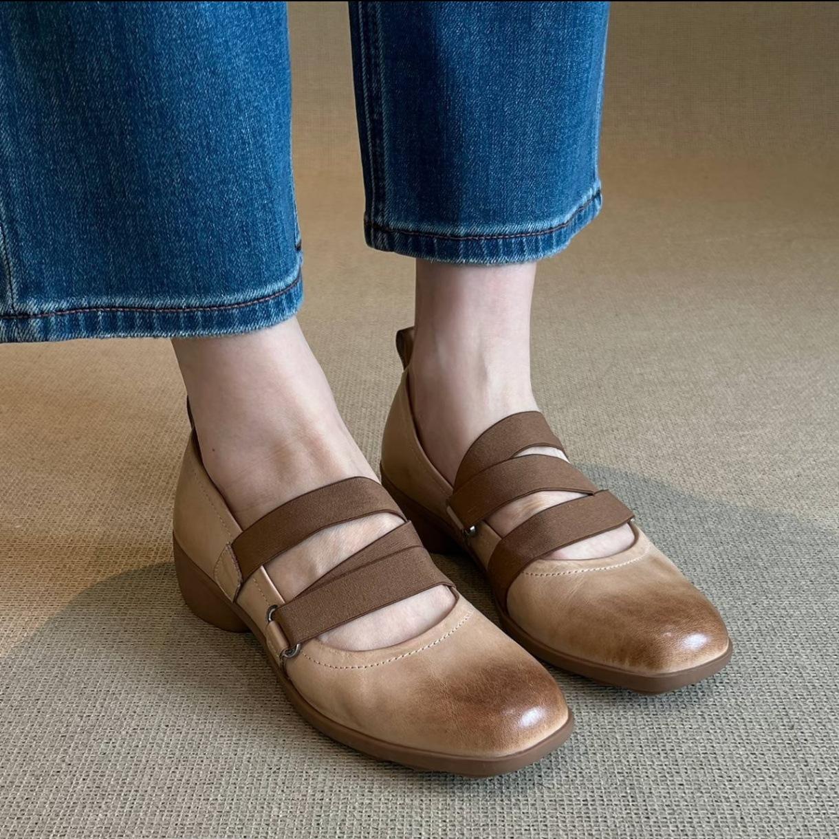 

Square head Mary Jane shoes women s 2025 spring and autumn ballet shoes thick heel middle heel cross elastic band light mouth single shoes 40