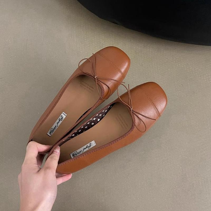 Fashion SUOJIALUN Spring New Brand Women Flat Shoes Fashion Round Toe Shallow Slip oN Ballerinas Shoes Soft Low Wedge Heel Boat Shoes