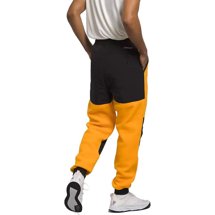 THE NORTH FACE Logo-Printed Track Pants NF0A7UR5-56P