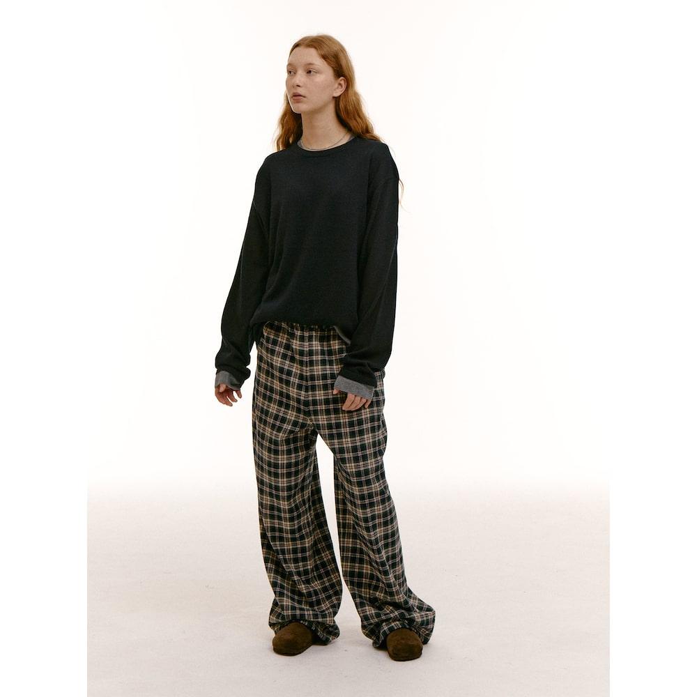 Saendeusaundeu (Unisex) Layered Wool Blend Sweater Navy