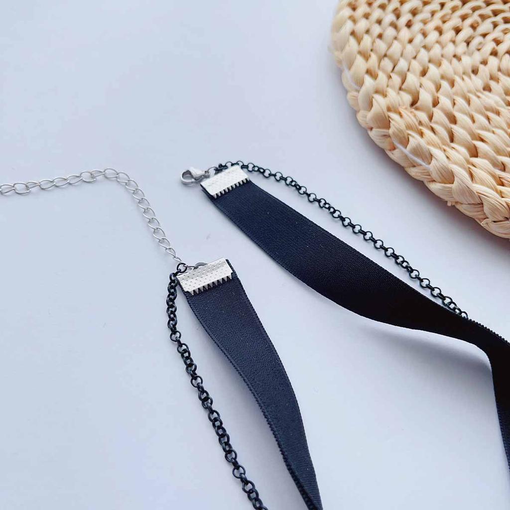 Dark Gothy-style black velvet belt, chain, tassel, star pendant, choker collar, neckband, necklace, women's accessories