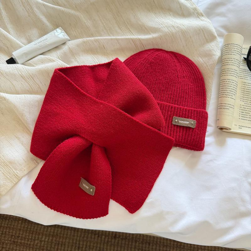 Solid color knitted scarf hat two-piece set autumn and winter warm versatile wool hat scarf face small cold hat