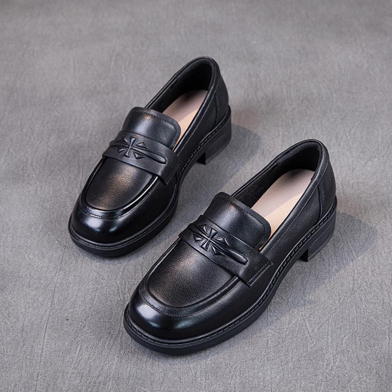 

Женские лоферы из первого слоя коровьей кожи, новинка весны 2025 года, кожаные, на плоской подошве, с мягкой подошвой, с мягким верхом, на одной педали, маленькие кожаные туфли женские 35