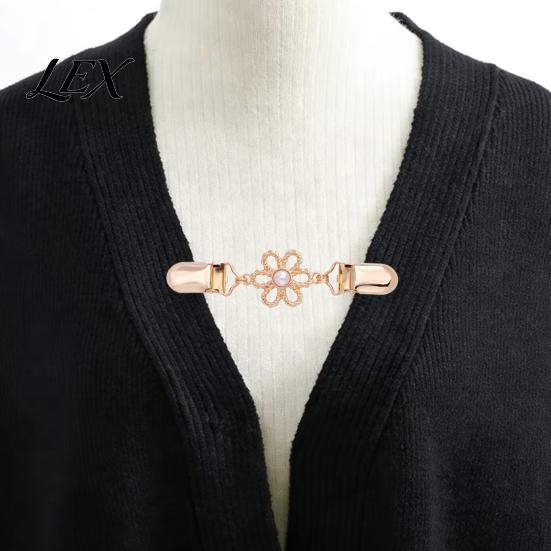 Dress Cincher Clip Hollow Flower Cardigan Sweater Clip, Vintage Women Clothing with Faux Pearl Pearl, for Shawl Pants Anti Slip Scarf Holder