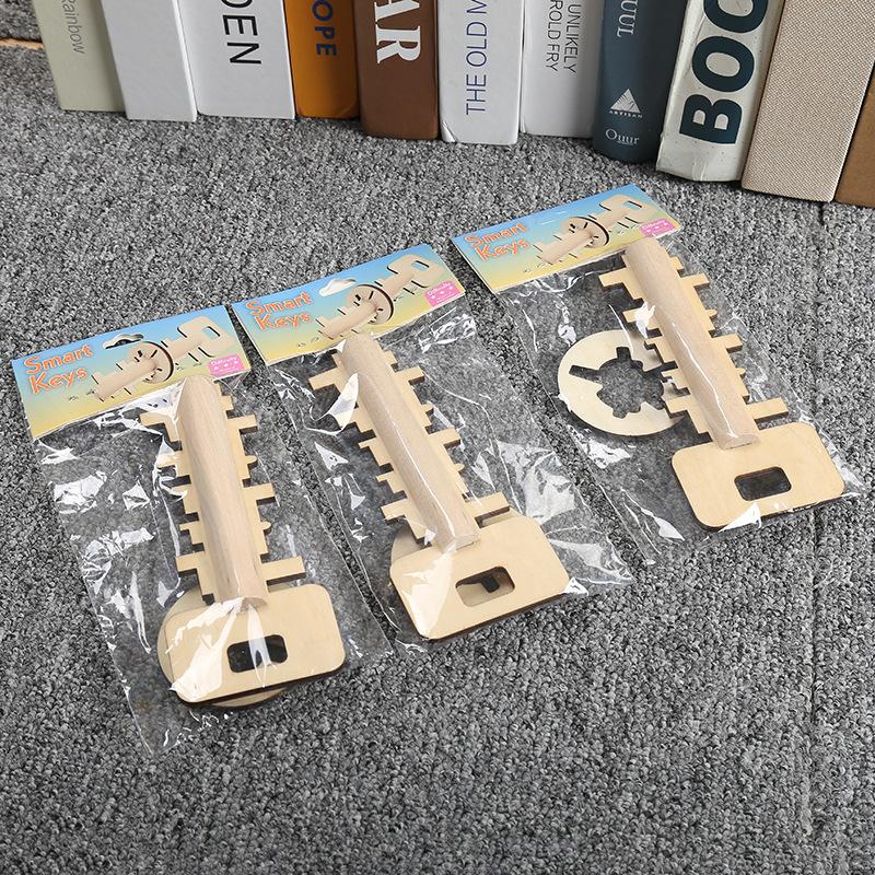 Tobefu Creative Wooden Unlock Puzzle Key Toys Kong Ming Lock For Kids Stress Release Children Intellectual Educational Gifts