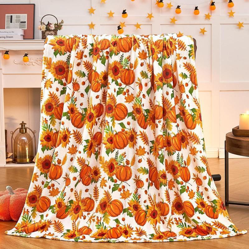 Thanksgiving Flannel Blanket - Maple Leaf & Pumpkin Design Throw for Sofa Decoration